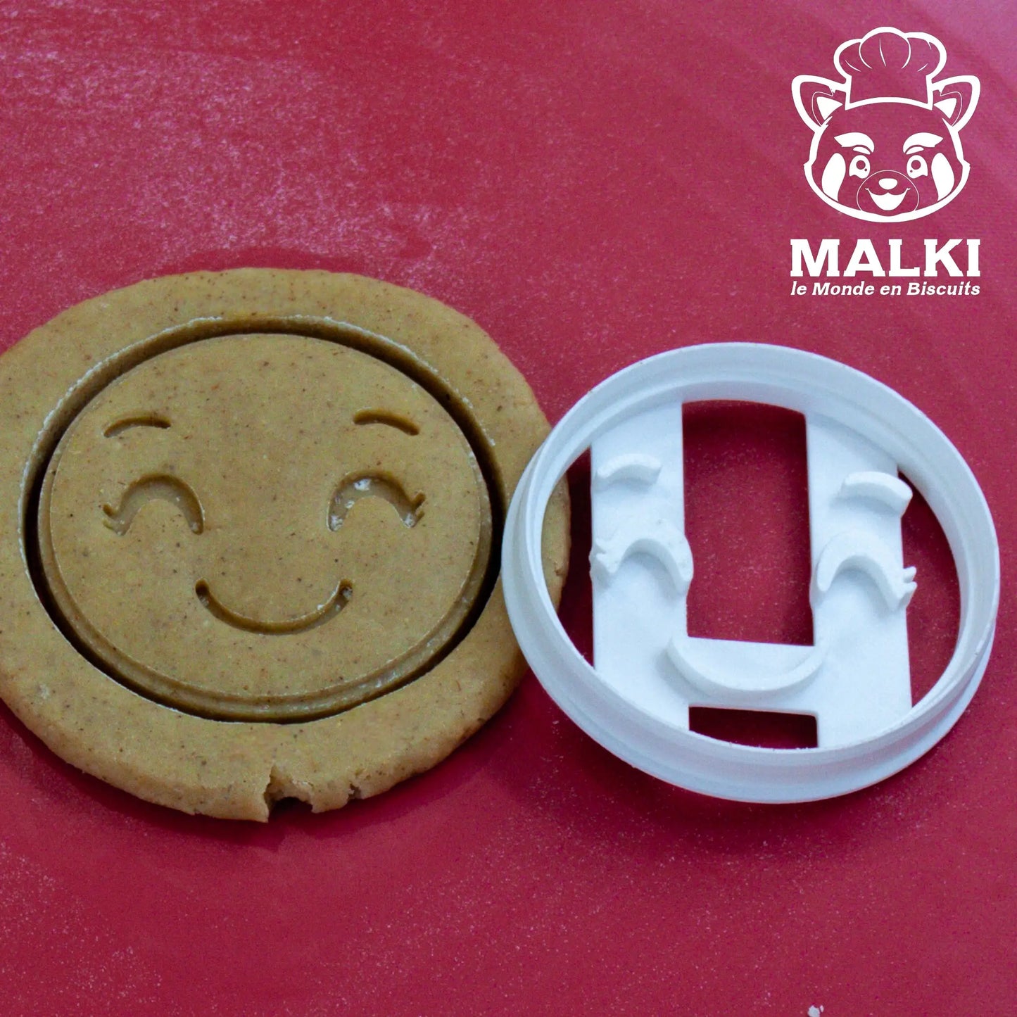 Emporte-pièce et empreinte Smiley Emoji Sourire sur pâte crue